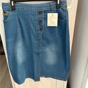 Denim Button-Front Skirt fits like XL